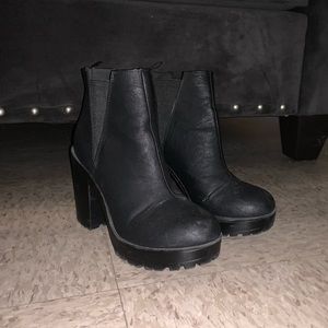 H&M Divided Chunky Heel Ankle Boots